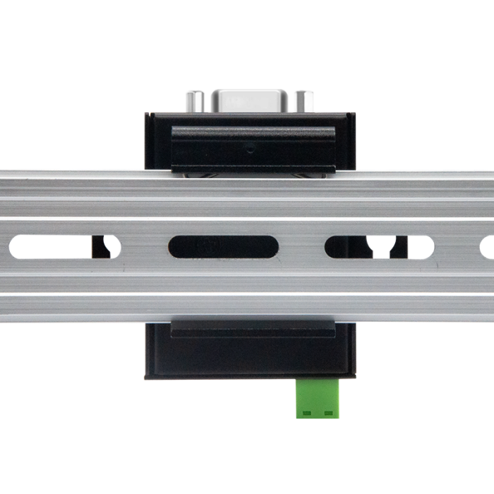 Rail/desktop serial server